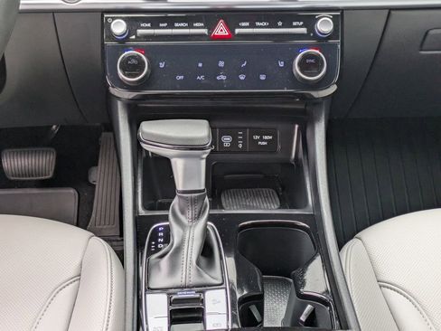 Used 2025 Hyundai Santa Cruz SEL image 19