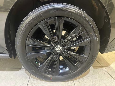 Certified 2025 Toyota bZ4X AWD image 8