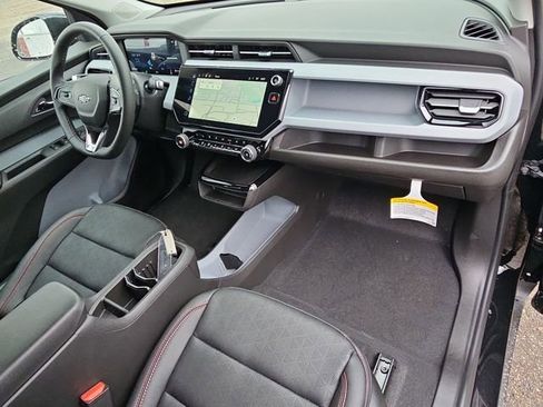 New 2027 Chevrolet Bolt RS FWD image 31