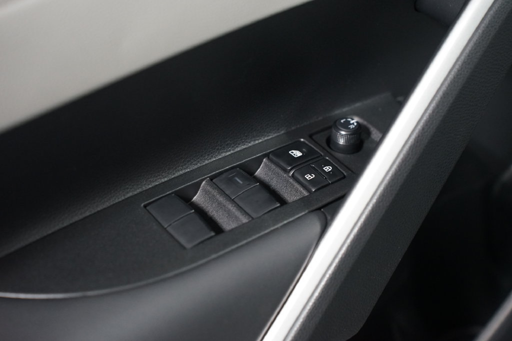 New 2026 Toyota Corolla Cross LE w/ Moonroof Package FWD image 30