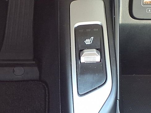 Used 2023 Kia Sorento S w/ Panoramic Sunroof Package FWD image 16