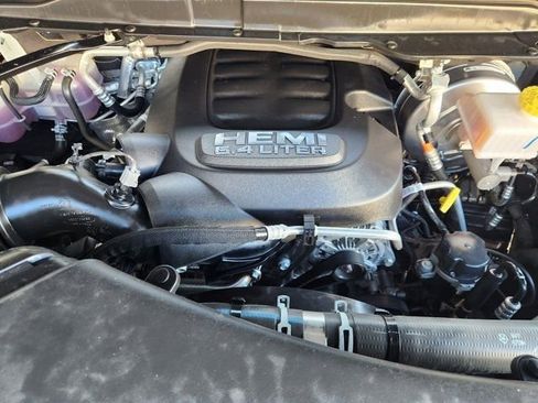 Used 2025 RAM 2500 Laramie w/ Night Edition image 32
