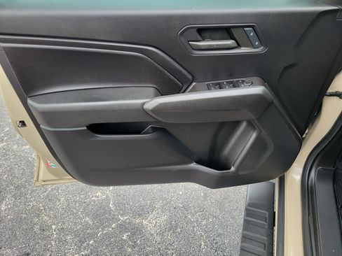 Used 2023 Chevrolet Colorado Trail Boss w/ Technology Package AWD/4WD image 24