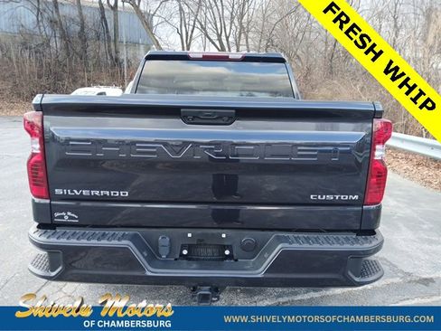 Used 2022 Chevrolet Silverado 1500 Custom image 5