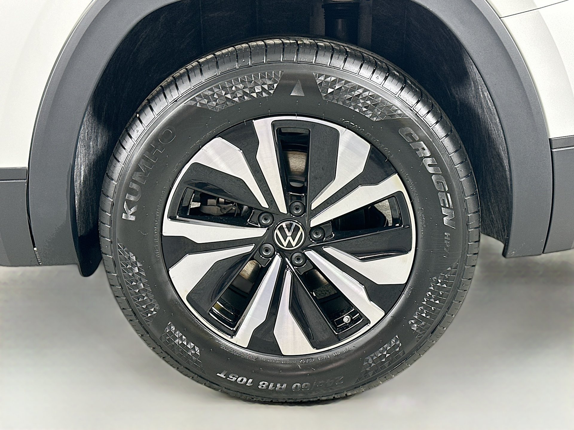 Certified 2026 Volkswagen Atlas SE FWD image 29