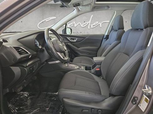Used 2022 Subaru Forester Premium image 23