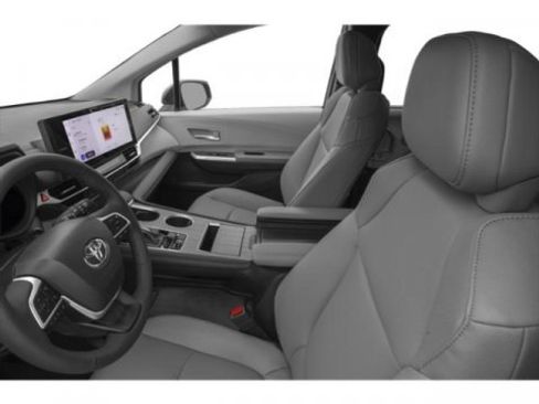New 2026 Toyota Sienna XLE FWD image 11