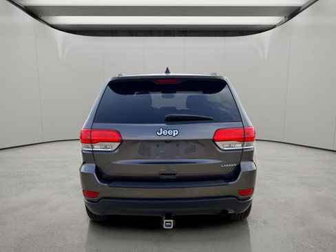 Used 2017 Jeep Grand Cherokee Laredo w/ Quick Order Package 2BE RWD image 4