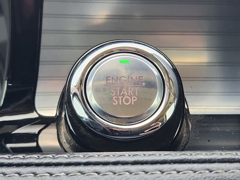 Used 2022 Lincoln Corsair Standard w/ Premium Package image 22