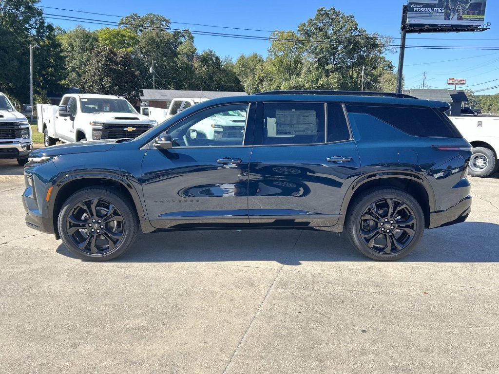 New 2027 Chevrolet Traverse RS w/ LPO, Floor Liner Package FWD image 2