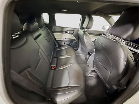 Used 2023 Jeep Compass Limited AWD/4WD image 19