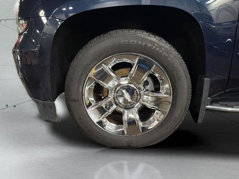 Used 2017 Chevrolet Suburban Premier image 26