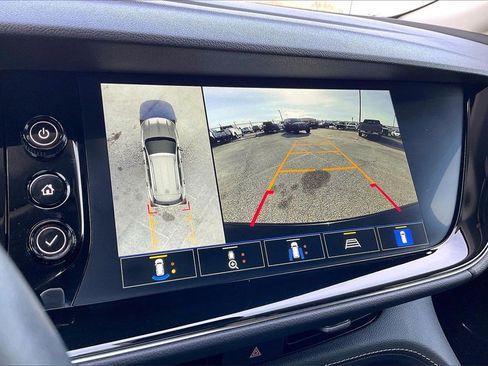 Used 2023 Buick Envision Avenir image 13