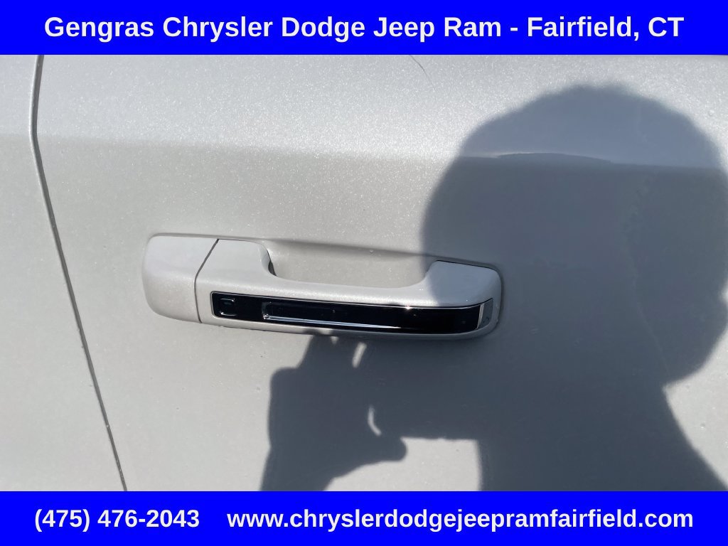 Used 2019 RAM 1500 Limited AWD/4WD image 16