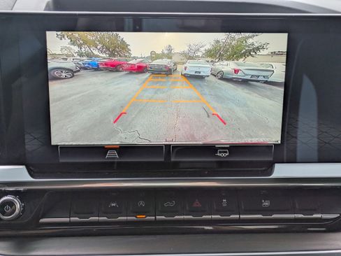 Used 2022 GMC Sierra 1500 SLT image 10