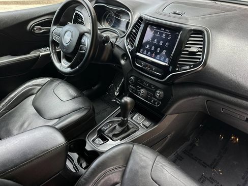Used 2020 Jeep Cherokee Limited w/ Advanced Safety Group FWD image 19