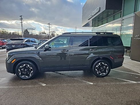 Certified 2025 Hyundai Santa Fe SEL image 2
