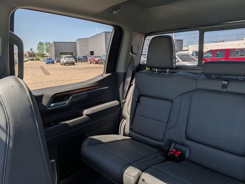 New 2026 GMC Sierra 1500 Denali w/ Technology Package AWD/4WD image 12
