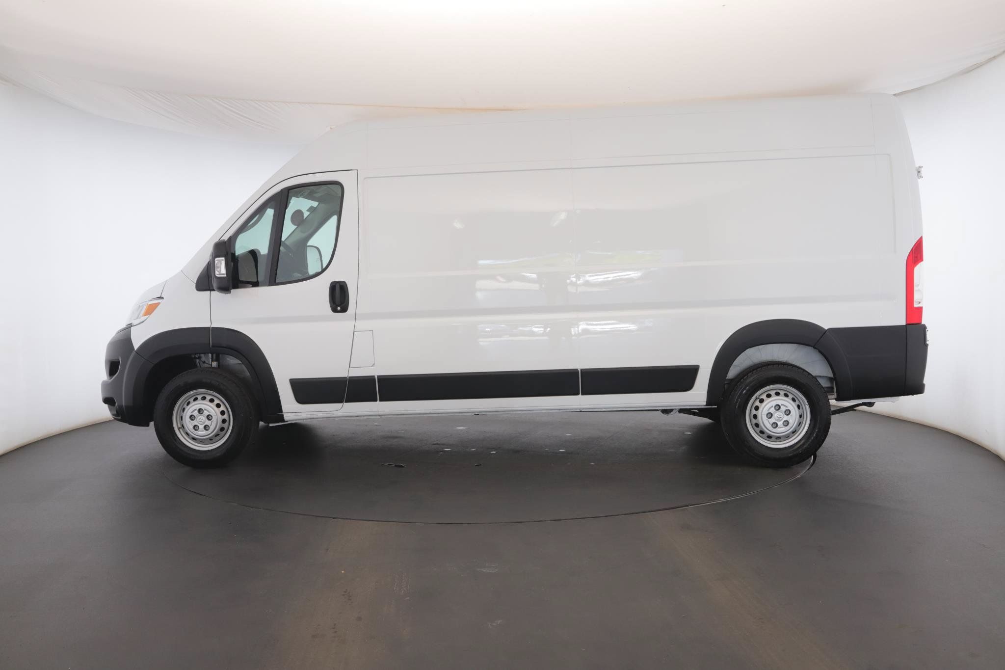 Used 2026 RAM ProMaster 2500 w/ Convenience Group FWD image 16