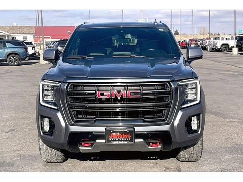 Used 2022 GMC Yukon XL AT4 w/ AT4 Premium Plus Package image 3
