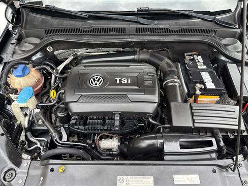 Used 2014 Volkswagen Jetta SE FWD image 14