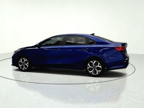 Used 2020 Kia Forte LXS FWD image 5