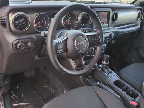Used 2019 Jeep Wrangler Unlimited Sport S image 10