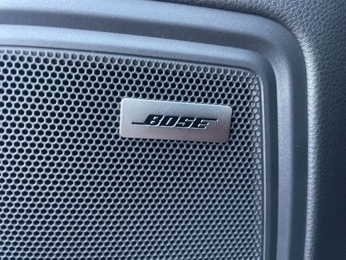 Certified 2025 Porsche Macan image 31