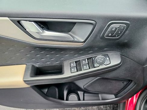 Used 2020 Ford Escape SEL AWD/4WD image 22