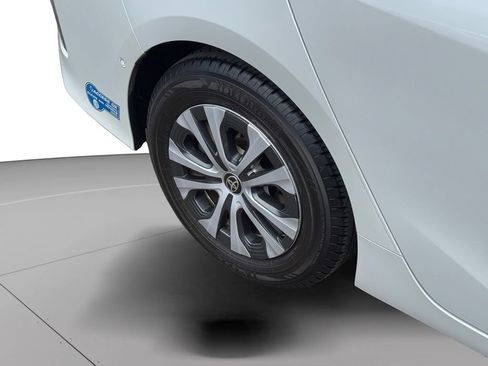 Used 2021 Toyota Prius Prime Limited FWD image 26