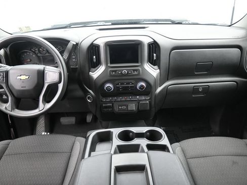 Used 2025 Chevrolet Silverado 2500 Custom w/ Custom Value Package AWD/4WD image 15