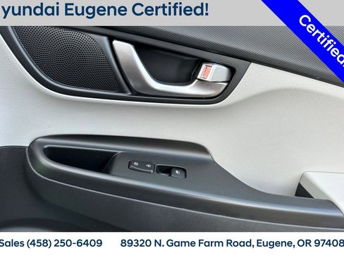 Used 2023 Hyundai Kona SE image 22