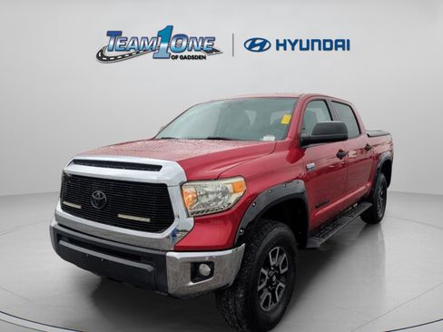 Used 2015 Toyota Tundra SR5 w/ TRD Off Road Package AWD/4WD image 4