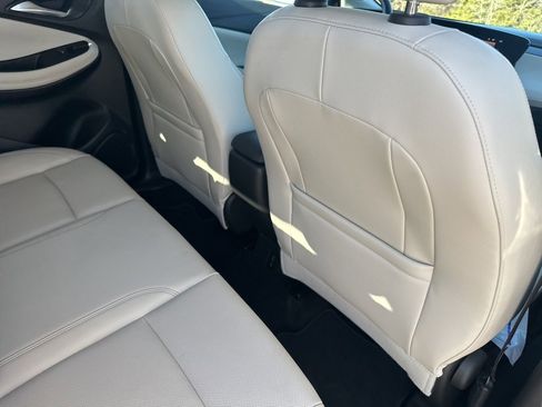 Used 2024 Buick Encore GX Sport Touring image 34