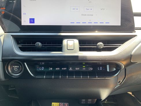 Certified 2024 Lexus UX 250h AWD w/ Premium Package image 29