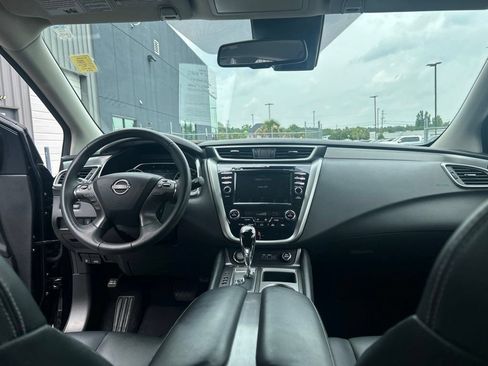 Certified 2023 Nissan Murano SV w/ SV Midnight Edition Package FWD image 28