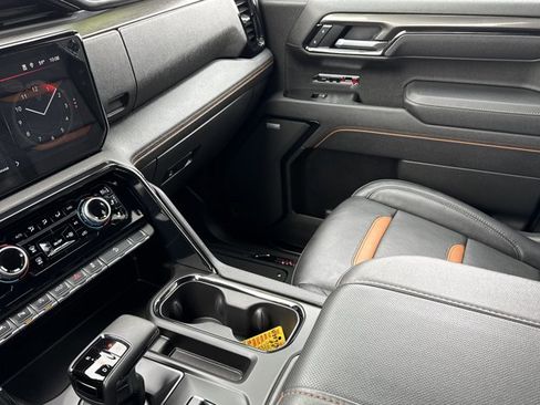 Used 2025 GMC Sierra 1500 AT4 w/ AT4 Premium Package image 25