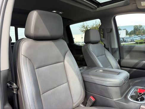 Used 2020 Chevrolet Silverado 1500 RST AWD/4WD image 33