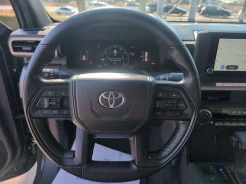 Certified 2025 Toyota Tacoma SR5 image 18