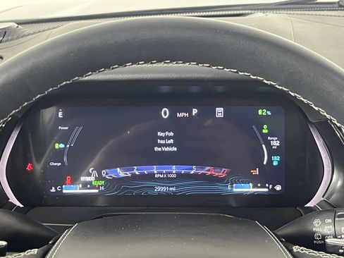 Used 2023 Jeep Grand Cherokee Overland w/ Advanced Protech Group III image 13