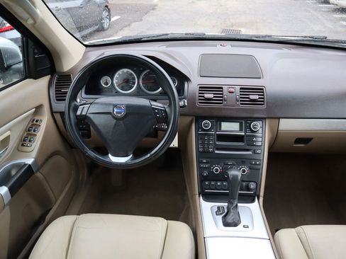 Used 2014 Volvo XC90 3.2 FWD image 23