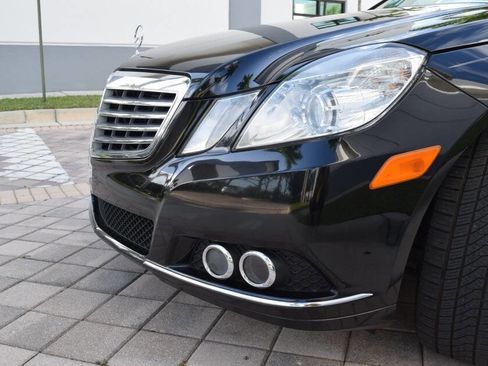 Used 2011 Mercedes-Benz E 350 4MATIC Sedan image 15