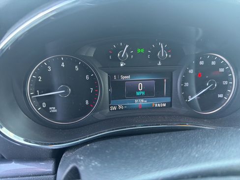 Used 2019 Buick Encore Preferred image 9