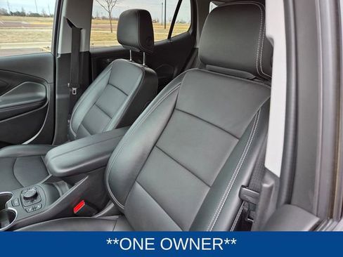 Used 2024 GMC Terrain SLT w/ Infotainment Package II AWD/4WD image 13