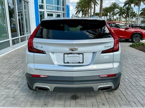 Used 2020 Cadillac XT4 Premium Luxury image 5