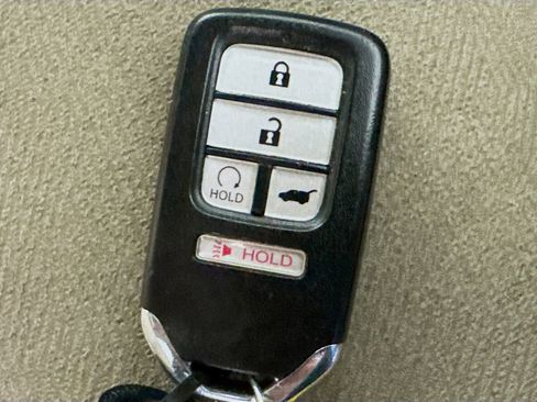 Used 2021 Honda Pilot EX image 43