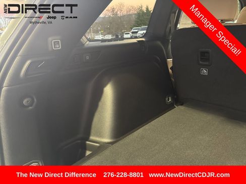 New 2025 Jeep Grand Cherokee Limited w/ Luxury Tech Group II image 32