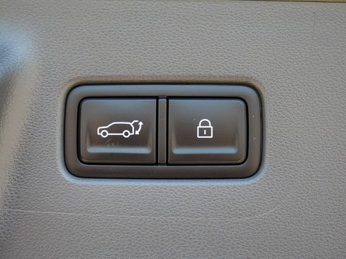 Used 2025 Hyundai Santa Fe SEL AWD/4WD image 45