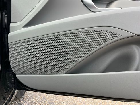 New 2026 Hyundai Elantra SE FWD image 24