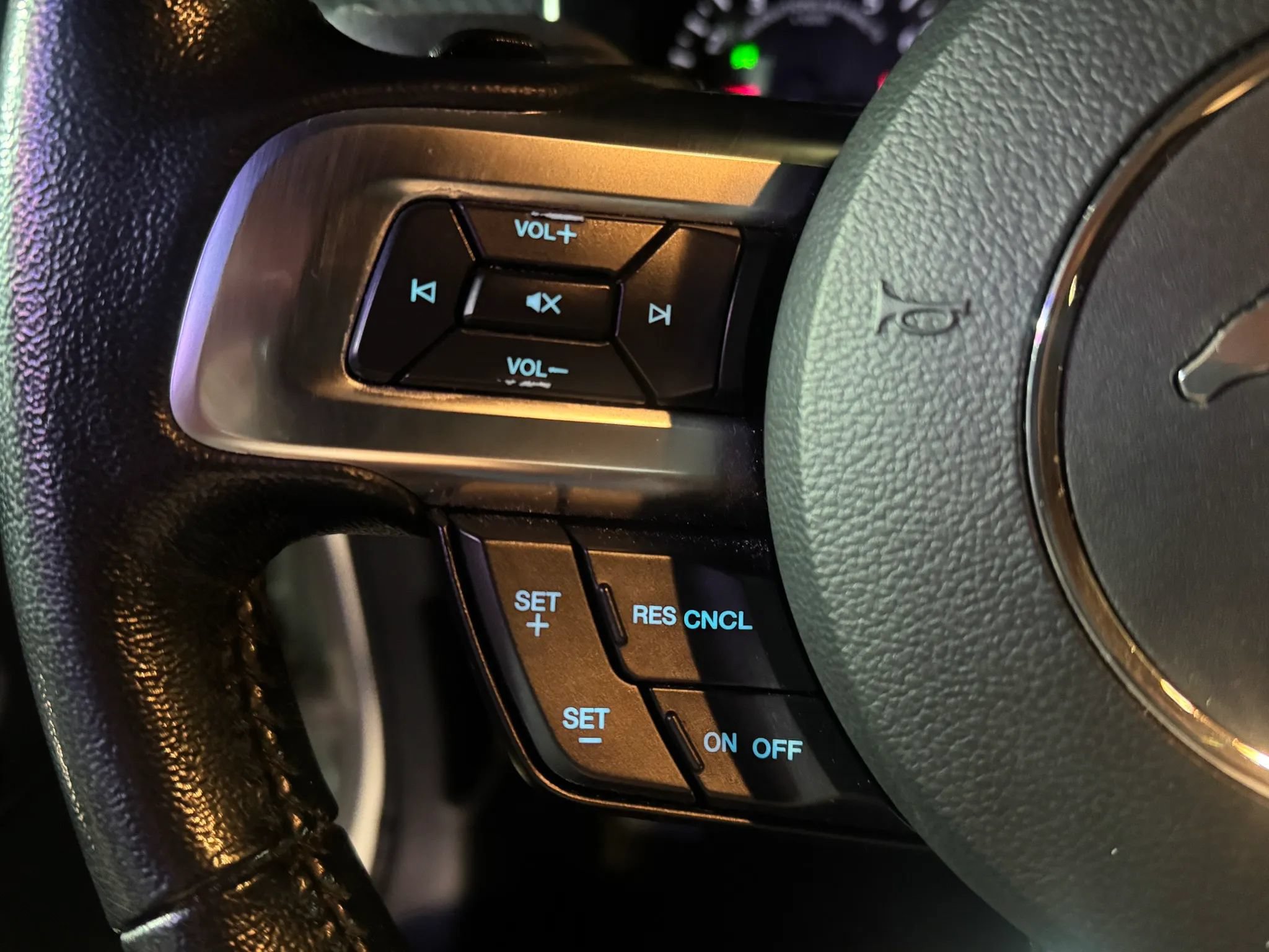Used 2020 Ford Mustang Coupe w/ Black Accent Package RWD image 24